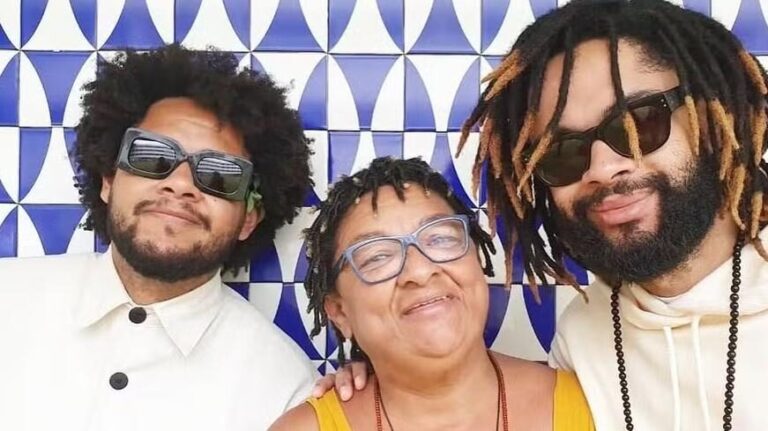 Emicida homenageia a mãe Dona Jacira em música emocionante: conheça a história da canção “Mãe” e do legado da matriarca