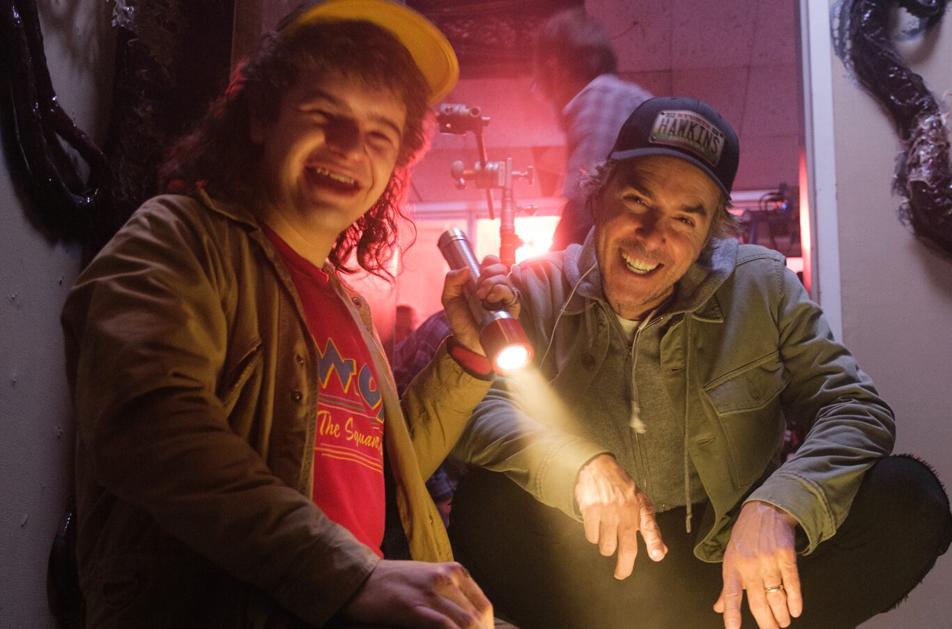 Stranger Things: Netflix divulga vídeo inédito com o elenco e revela detalhes da última temporada