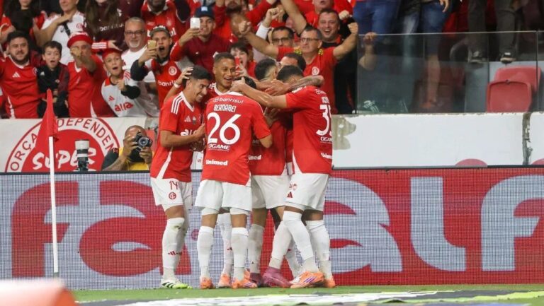 São Paulo x Internacional hoje: saiba onde assistir ao vivo, horário e escalações (03/12)