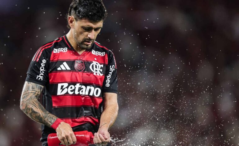 Flamengo x Pyramids FC hoje: saiba onde assistir ao vivo, qual horário e escalações da final do intercontinental (13/12)