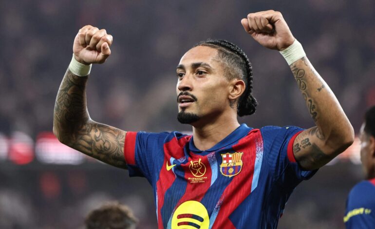 Raphinha joga hoje no Barcelona?