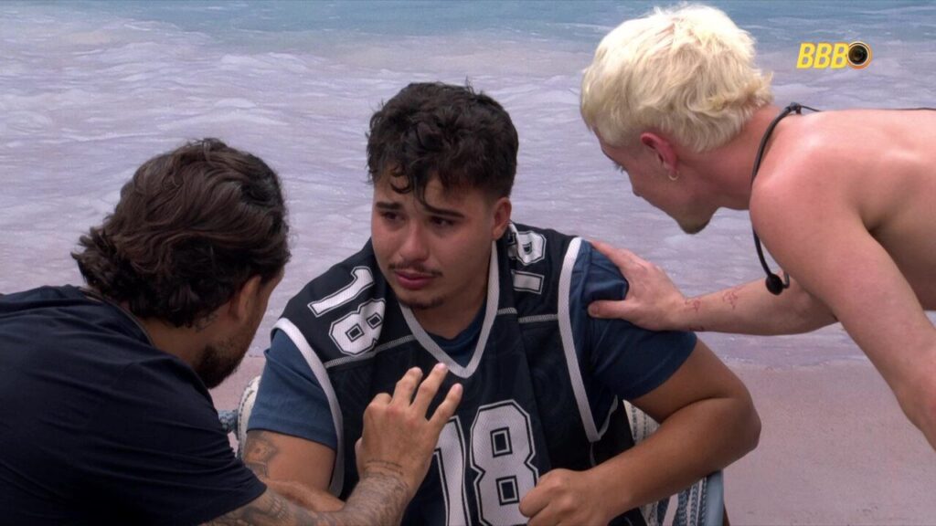 Juliano Floss e Brígido consolam Pedro após brother ser eliminado da Prova do Líder do BBB 26