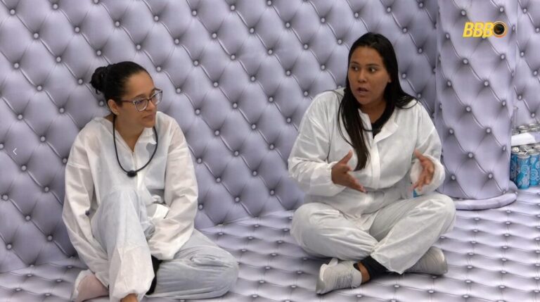 ATUALIZADO! Quem ainda está no quarto branco do BBB 26? Alguém saiu? (14/01)