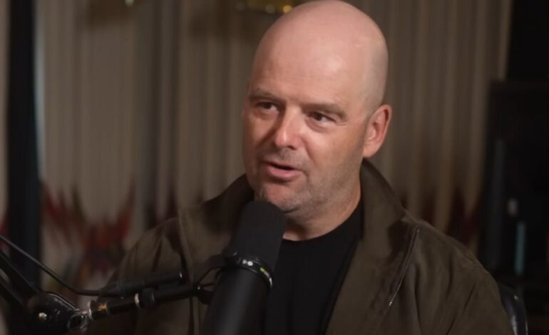 Dan Houser, cofundador da Rockstar, quebra o silêncio sobre o fim das mídias físicas; como isso pode impactar GTA 6?