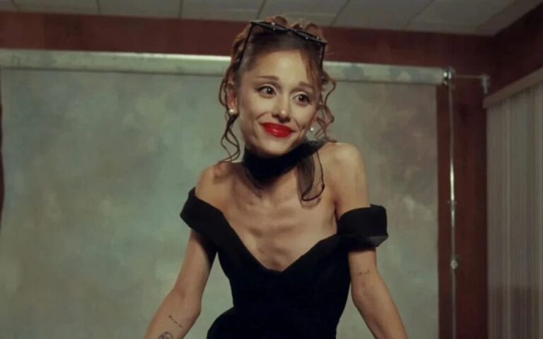 Ariana Grande anuncia pausa na carreira após ataques a sua aparência